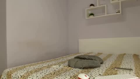 Snapshot of starfoxxxy1 chatting on 02/14/25, 07:38 Your fav Misteress and lover online show from 02/14/25, 07:38