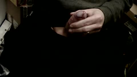 Snapshot of stargazer1069 chatting on 12/23/24, 03:12 stargazer1069 online show from 12/23/24, 03:12