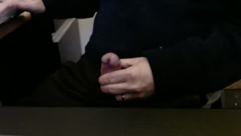 Snapshot of stargazer1069 chatting on 11/12/25, 09:10 stargazer1069 online show from 11/12/25, 09:10