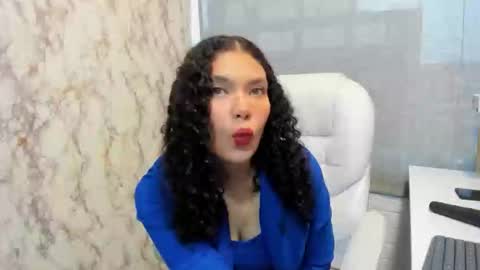 Snapshot of starkjoness chatting on 02/12/26, 02:01 Stark Jones online show from 02/12/26, 02:01