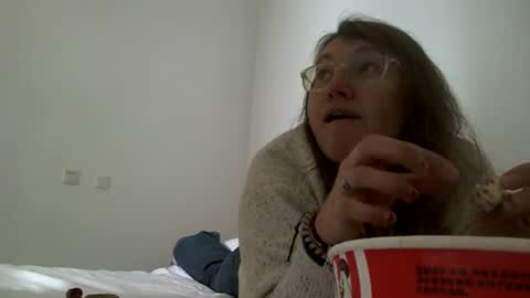 starlagurl online show from 02/07/25, 07:07