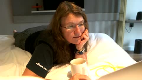 starlagurl online show from 02/21/25, 04:18