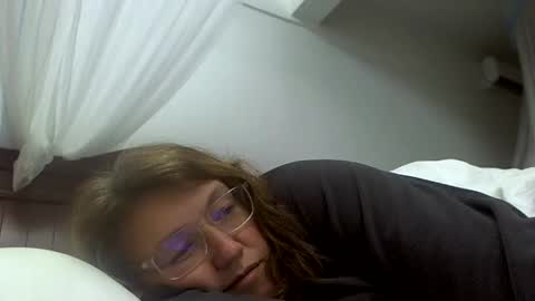 starlagurl online show from 03/10/25, 04:25