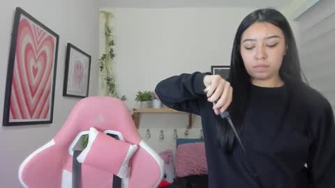 Alisson  online show from 02/04/26, 02:50