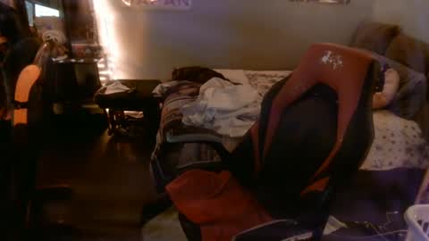 Snapshot of starlight09102 chatting on 12/12/24, 02:59 Starlight online show from 12/12/24, 02:59