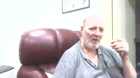 Starmansteve2708 online show from 10/28/25, 07:49