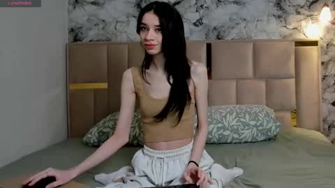 Hello my name is Amanda  online show from 03/19/26, 09:41