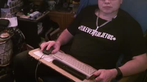 Snapshot of starterxyman chatting on 03/09/25, 01:04 starterxyman online show from 03/09/25, 01:04