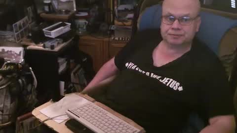 Snapshot of starterxyman chatting on 10/04/25, 02:48 starterxyman online show from 10/04/25, 02:48