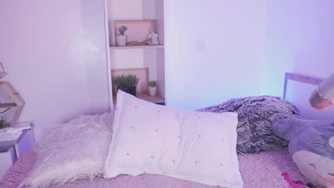 Yoko online show from 04/21/26, 12:23