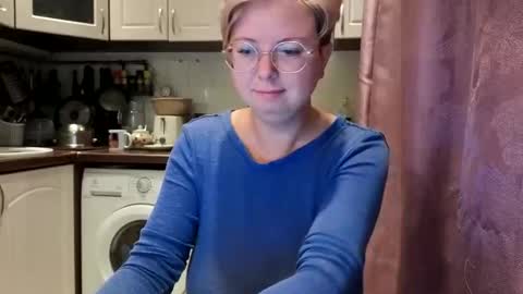 Snapshot of stasya_07 chatting on 10/03/25, 01:57 Stasya online show from 10/03/25, 01:57