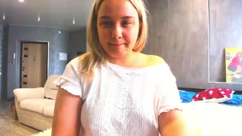 Snapshot of stasya_sunshine chatting on 07/14/26, 04:06 stasya_sunshine online show from 07/14/26, 04:06