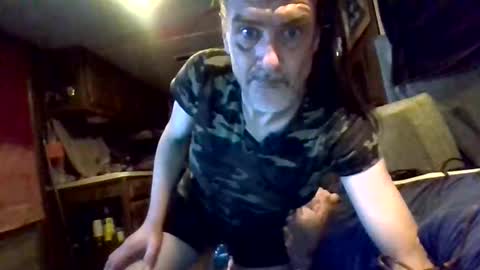 i-wish-i-was-a-girl online show from 12/21/25, 01:13