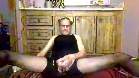 i-wish-i-was-a-girl online show from 04/20/26, 12:41