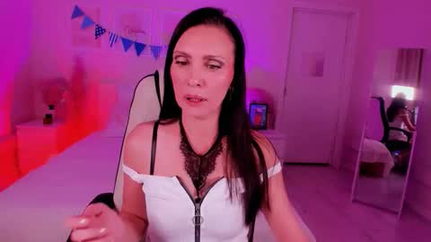 steaflers_mom online show from 10/14/25, 06:58