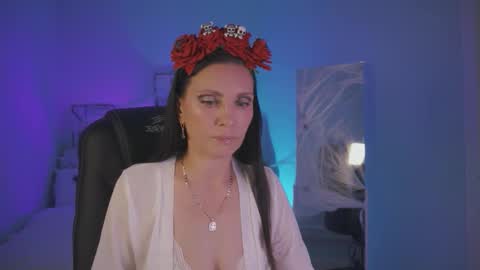 steaflers_mom online show from 10/17/25, 07:44