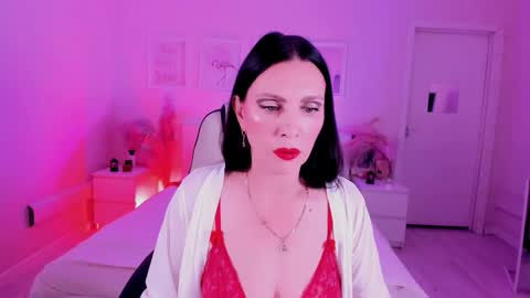 steaflers_mom online show from 10/21/25, 09:10