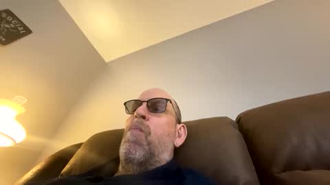 steel259373 online show from 04/26/26, 01:42