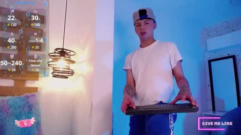 Steev online show from 02/23/25, 05:56