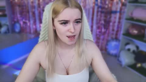 stef_nicks online show from 02/12/26, 09:04