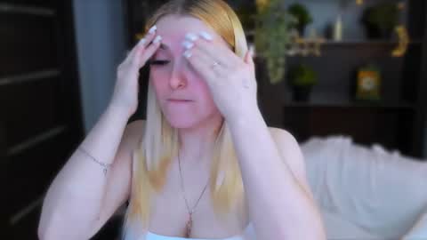 stef_nicks online show from 04/20/26, 09:12