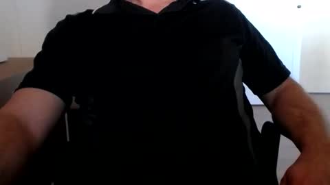 Snapshot of stefan2580 chatting on 02/10/26, 08:51 Stefan online show from 02/10/26, 08:51