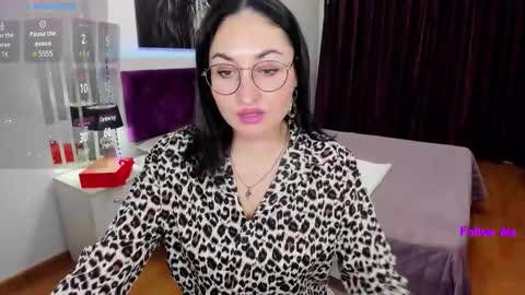 Snapshot of stefanawinter chatting on 02/21/26, 10:16 StefanaWinter online show from 02/21/26, 10:16