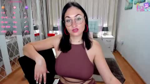 StefanaWinter online show from 07/26/26, 11:06