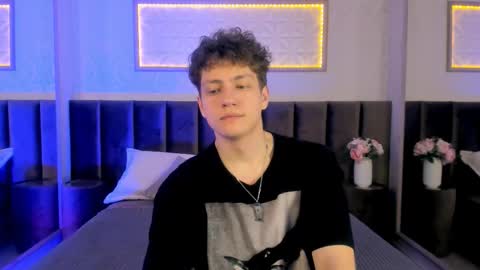 Esrefan online show from 02/26/26, 07:35