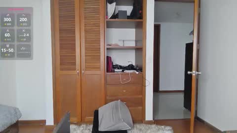 Stafania 3 online show from 11/13/25, 03:22