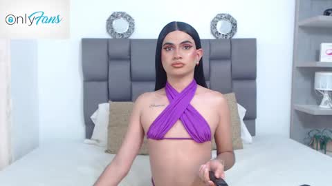 stefaniflores online show from 01/22/25, 09:21