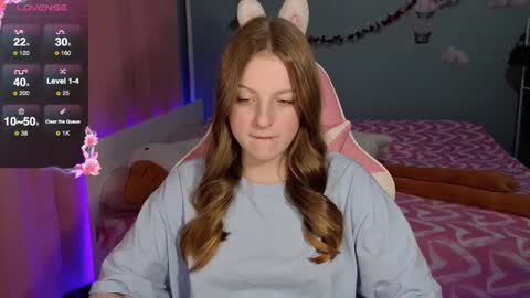 Snapshot of stefaniyaaa chatting on 10/01/25, 06:36 stefa online show from 10/01/25, 06:36