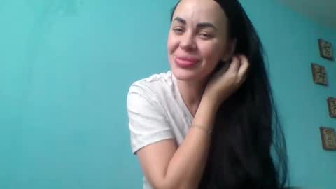 stefaniyax online show from 10/18/25, 12:39