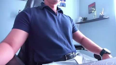 Snapshot of stefann_salvatore chatting on 07/04/26, 02:23 Stefann Salvatore online show from 07/04/26, 02:23