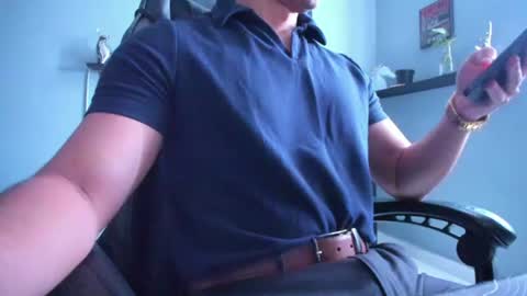 Snapshot of stefann_salvatore chatting on 08/01/26, 05:45 Stefann Salvatore online show from 08/01/26, 05:45