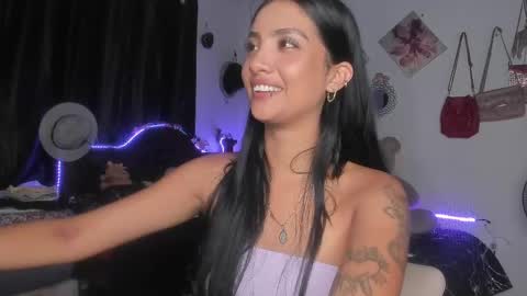 Im MiaIts my first day here  online show from 02/26/25, 02:59