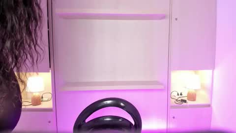 stefannyevans_ online show from 03/10/26, 01:16