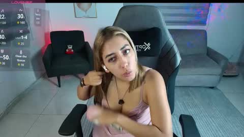 Mari online show from 02/09/26, 03:43