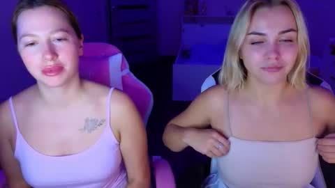 stefany_and_bettany online show from 10/10/25, 04:28