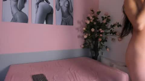 Stefany online show from 11/23/25, 12:38