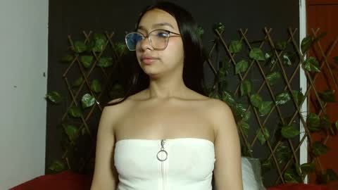 Stefanny lopez online show from 12/02/24, 05:48