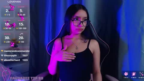 Stefanny lopez online show from 09/17/25, 11:23