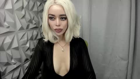 Jane online show from 04/09/26, 08:20