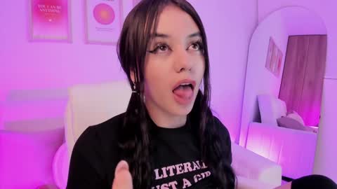 Steff online show from 12/28/24, 02:54