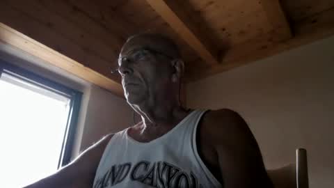 Snapshot of stefi444466 chatting on 07/06/26, 04:53 stefi444466 online show from 07/06/26, 04:53