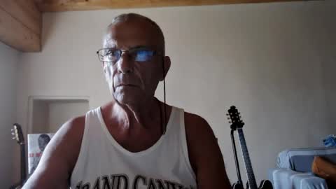 Snapshot of stefi444466 chatting on 07/19/26, 03:38 stefi444466 online show from 07/19/26, 03:38