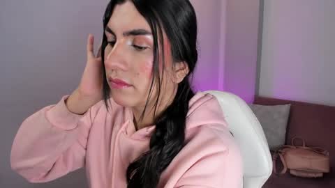 Stefany Bratz online show from 04/20/26, 03:31