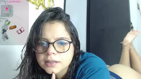 Snapshot of stefy_loveee chatting on 08/05/26, 12:30 Stefy independent girl online show from 08/05/26, 12:30
