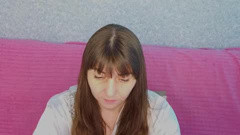 Snapshot of steladream chatting on 04/28/26, 09:25 Stela online show from 04/28/26, 09:25