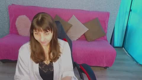 Snapshot of steladream chatting on 05/16/26, 09:50 Stela online show from 05/16/26, 09:50